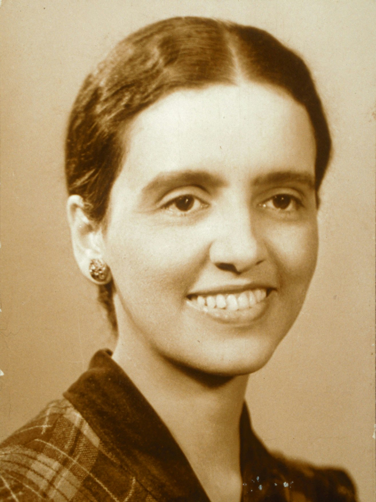 Portrait of Mary Gibson Hundley