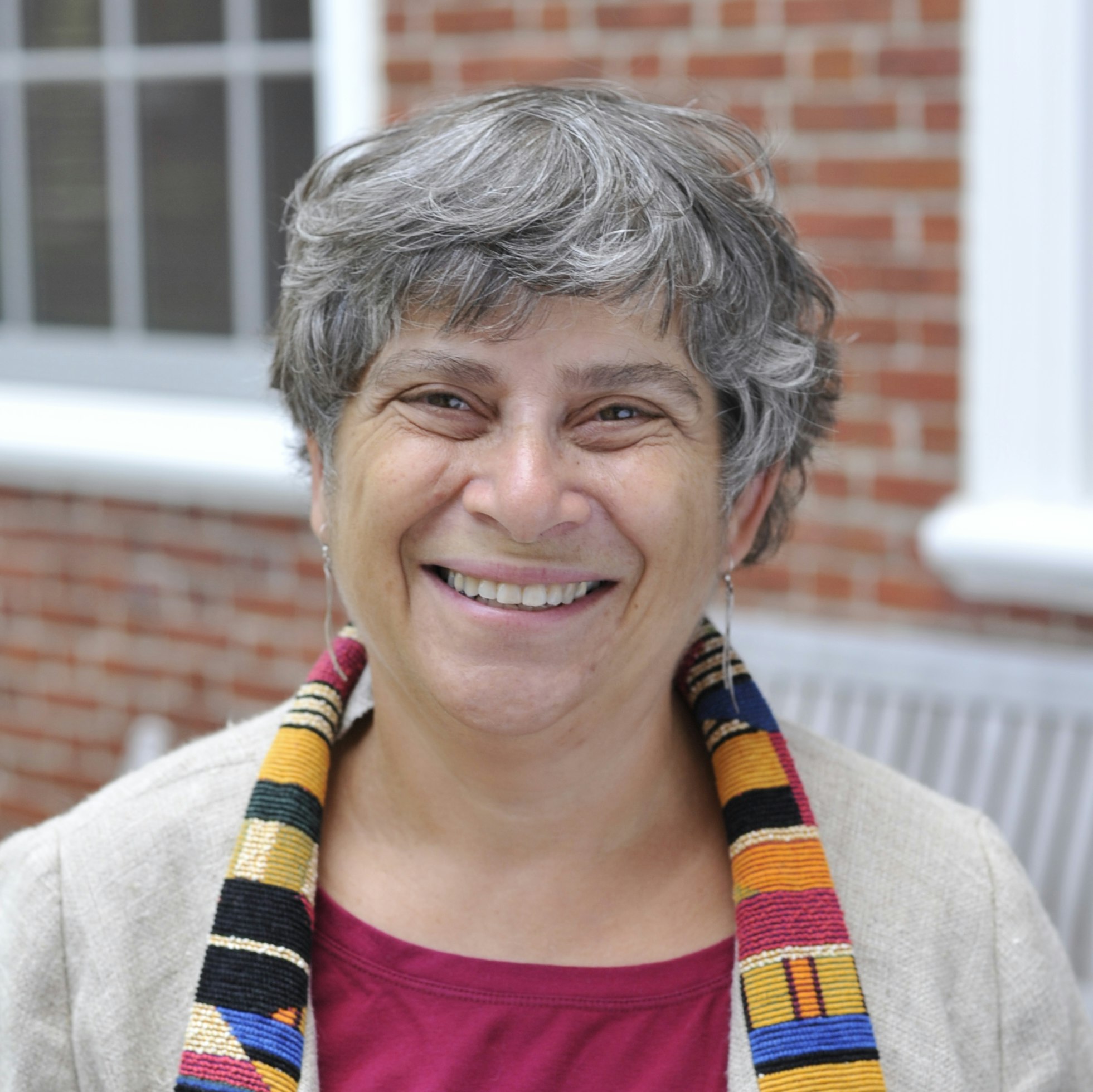 Headshot of Susan Landau